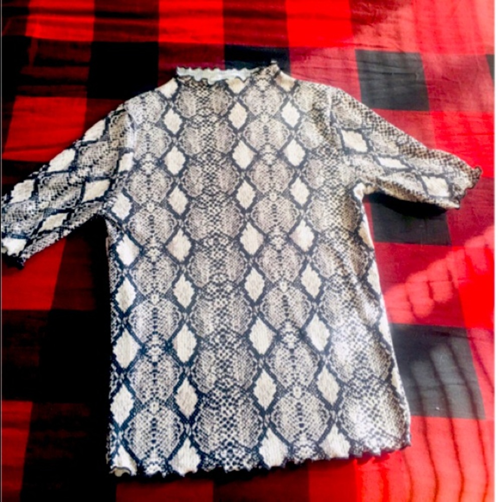animal print blouse